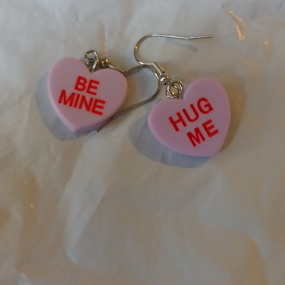 Valentine'S Day Resin Heart Earrings - Picture 2 of 6